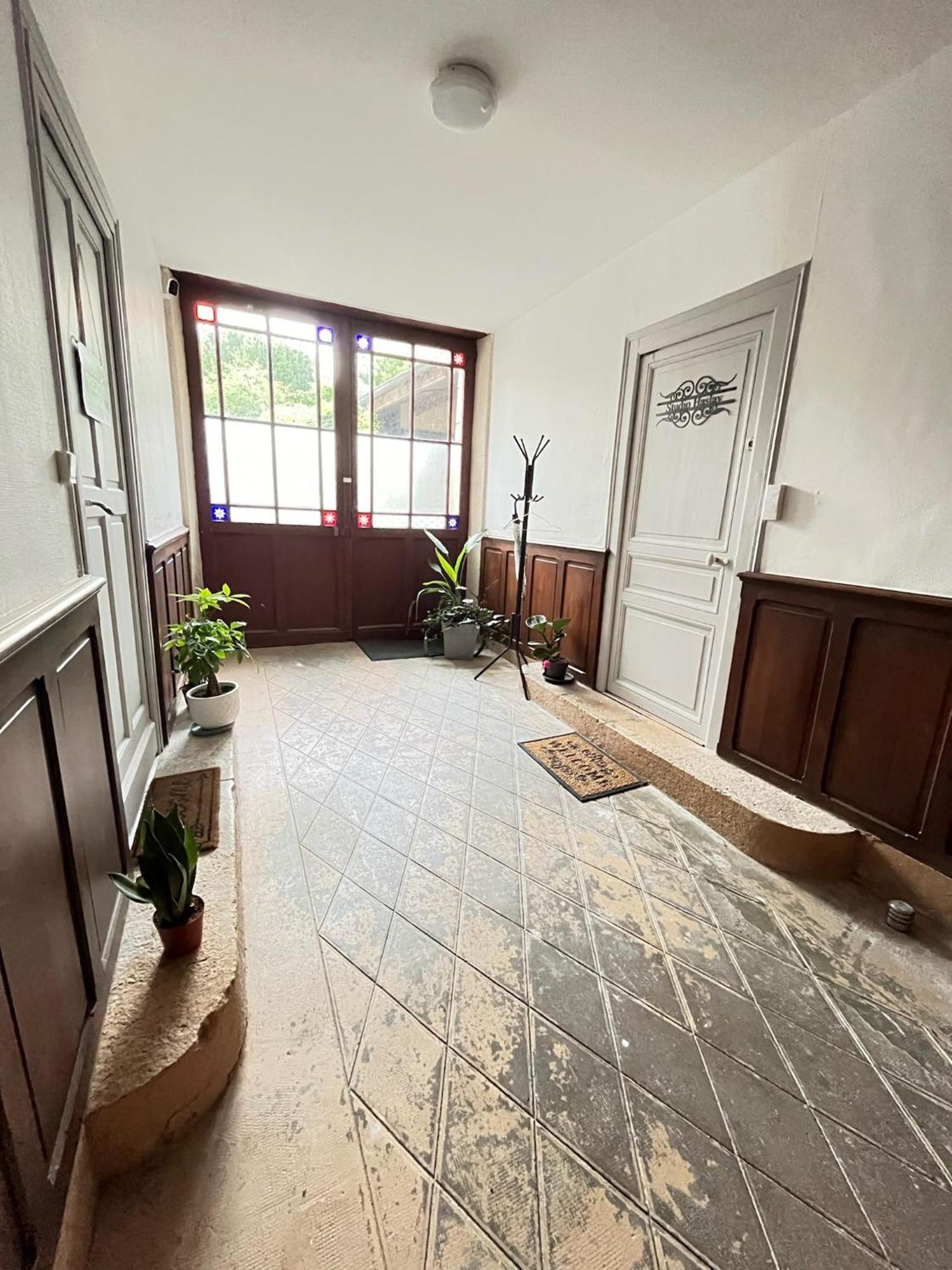 Le Studio Haslay Seraucourt En Plein Coeur De Ville De Bourges - Charme De L Ancien Et Confort Contemporain Екстер'єр фото
